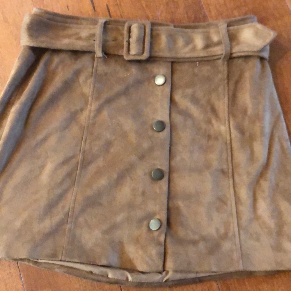 Suede Forever 21 Small skirt! Button up with belt